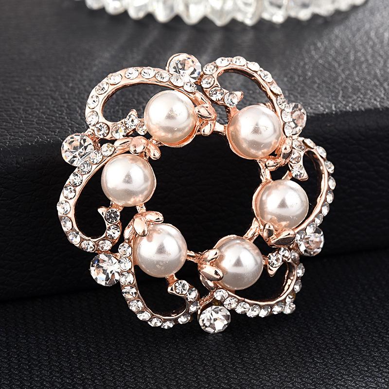 High-End Korean Alloy Scarf Buckle with Diamond, Pearl, and Brooch Pin Accessories