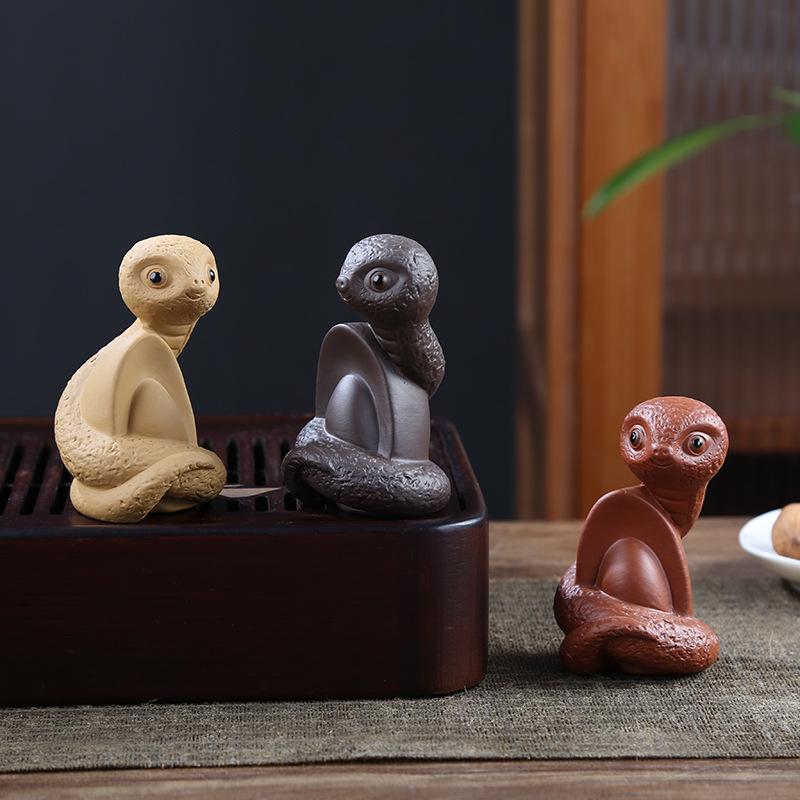 Zisha Tea Pet Spirit Snake Ingot – Kung Fu Tea Set Ornament & Table Decoration