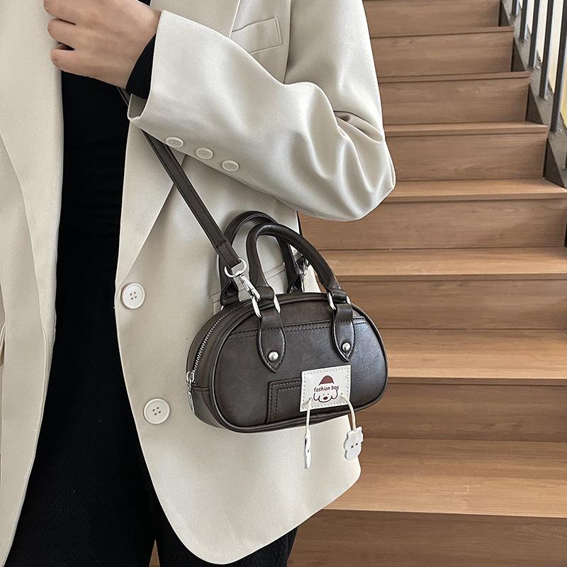 Fashion Versatile Small Bag Women's New Shoulder Messenger Bag Casual Hand Bag
