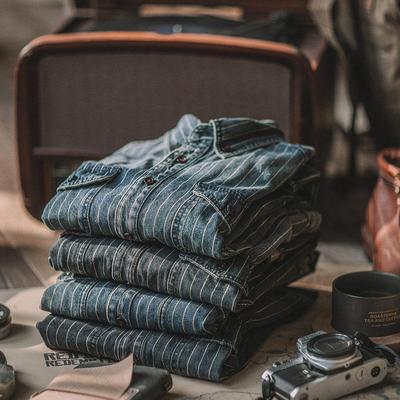 Chemise en denim kaki américain rétro pour homme, poids lourd, rayures verticales, délavée vieillie, vêtement de travail à manches longues.