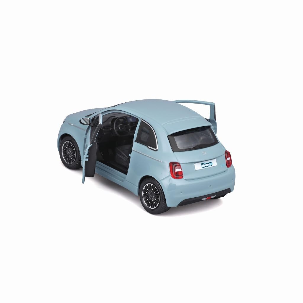 Bburago 1/24 Scale Fiat 500e (2003) Light Blue Finished Model BUR21110BL