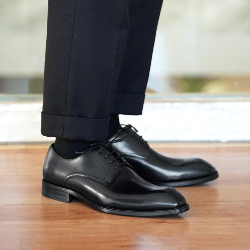 2024 Autumn New Products For Men's Leisure Office Business Dress Shoes Men Parties Weddings Fashion Square Toe Leather Shoes