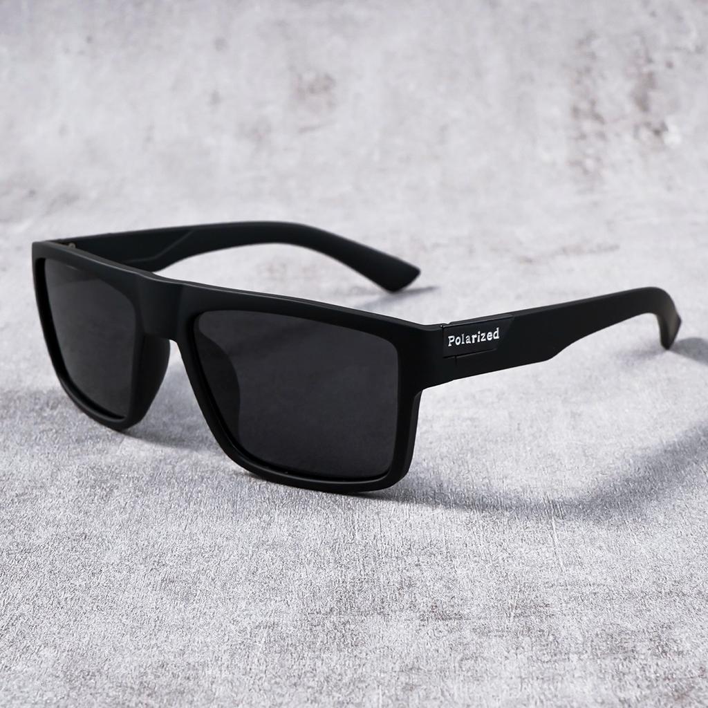 Klassische Sonnenbrille für Männer und Frauen Modische Quadratische Retro Unisex Bunte Gläser