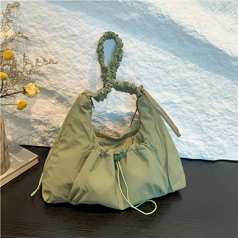 Korean Style Design Retro Temperament Fairy Wrinkled Underarm Bag for Women  New Spring Fashion Simple Small Square Bag