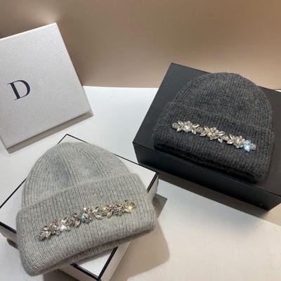 2024Fashion Women Winter Hat Real Rabbit Fur Knitted Beanie Caps Diamonds Flower Lady Casual Hats Warm Wool Skullies Beanies