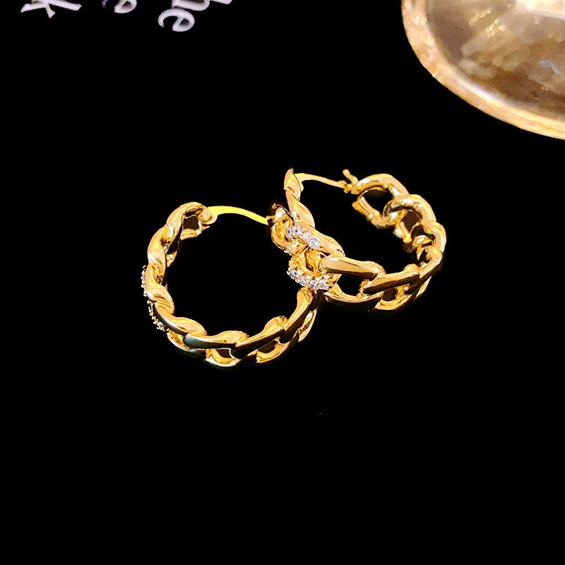 

Real gold electroplated zircon chain ear buckle European and American light luxury earrings fashion temperament earrings high-end women