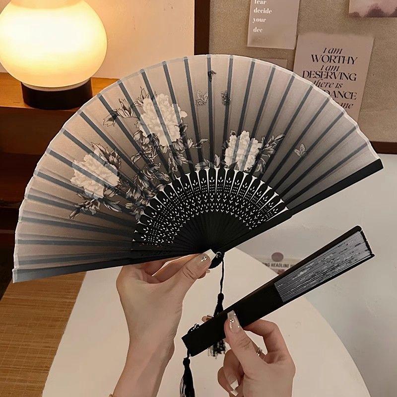 Chinese Style Folding Fans Bamboo Handheld Fans Vintage Hand Holding Fans For Wedding Party Gifts Dancing Props Wall Decoration