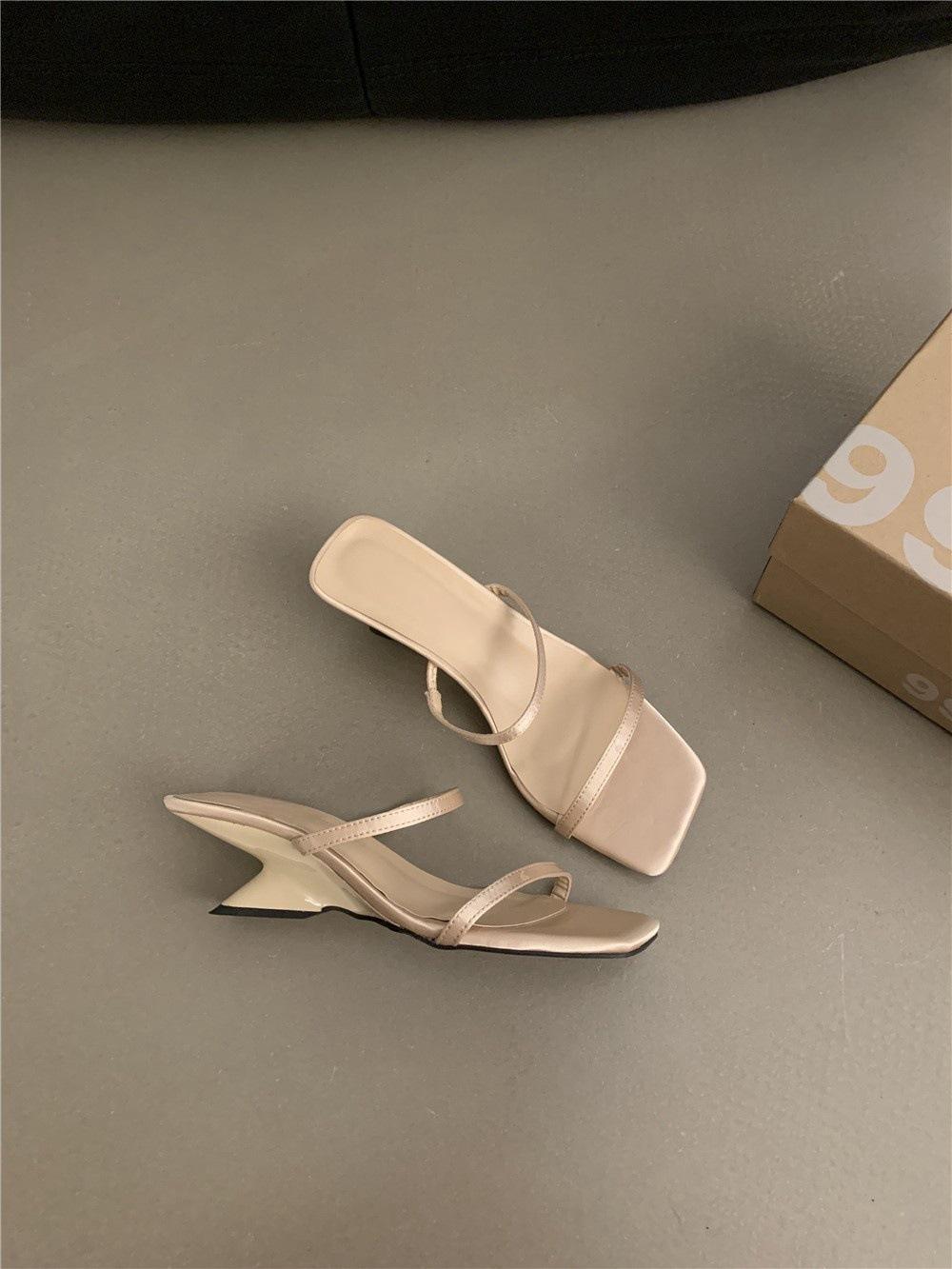 

Модный брендовый дизайн, нишевый французский односложный сандалии на высоком каблуке, женская обувь, летние босоножки на танкетке, тапочки на высоком каблуке 40 абрикосовый