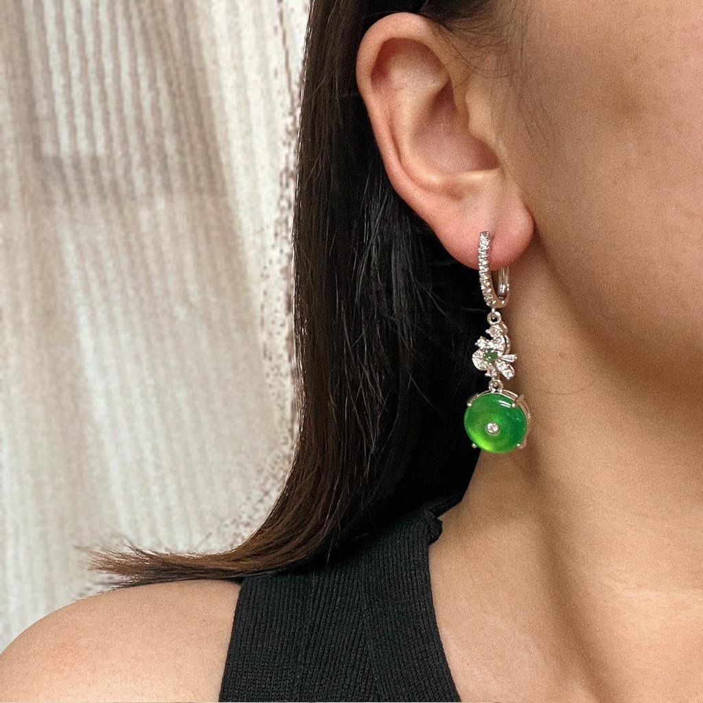 Full Green, Yang Green, Natural Agate Green Chalcedony Earrings, Women'S Opening Is Slightly Inlaid, And The Real Shot Is Fidelity.