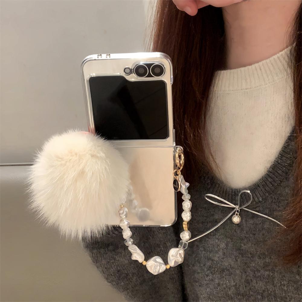 

Aurora Gradient Hairball Bracelet Case for Samsung Galaxy Z Flip 6 5 4 3 flip6 Furry Wrist Chain Laser Colorful Shockproof Cover for Samsung Z Flip 5