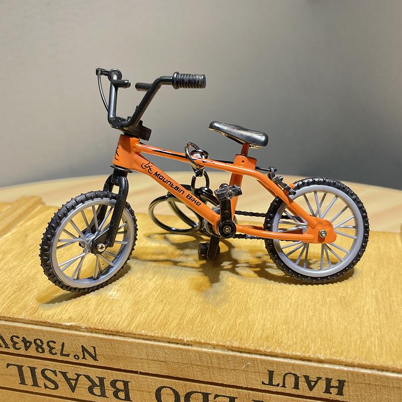Creative Cartoon BMX Bicycle Keychain Toy - Finger-Sized Simulation Model Gift