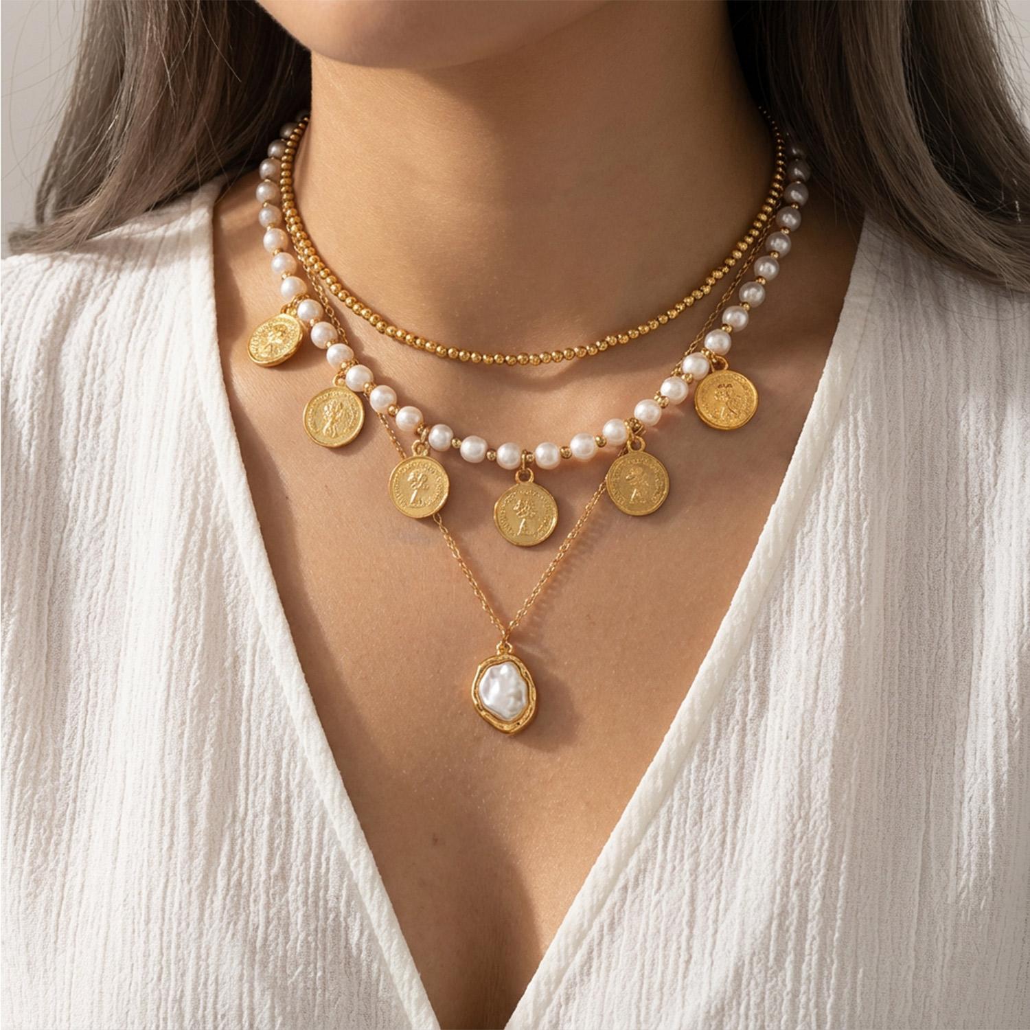

Bohemian Imitation Baroque Pearl Necklace Set for Women Portrait Coin Pendant Collar Necklace Beach Party Jewelry New Year Gift