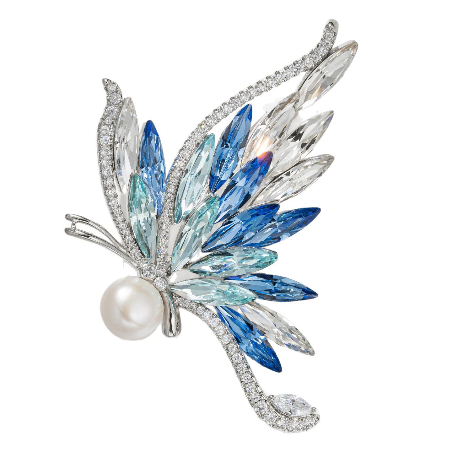 Tian She Gradient Crystal Butterfly Brooch with Freshwater Pearl