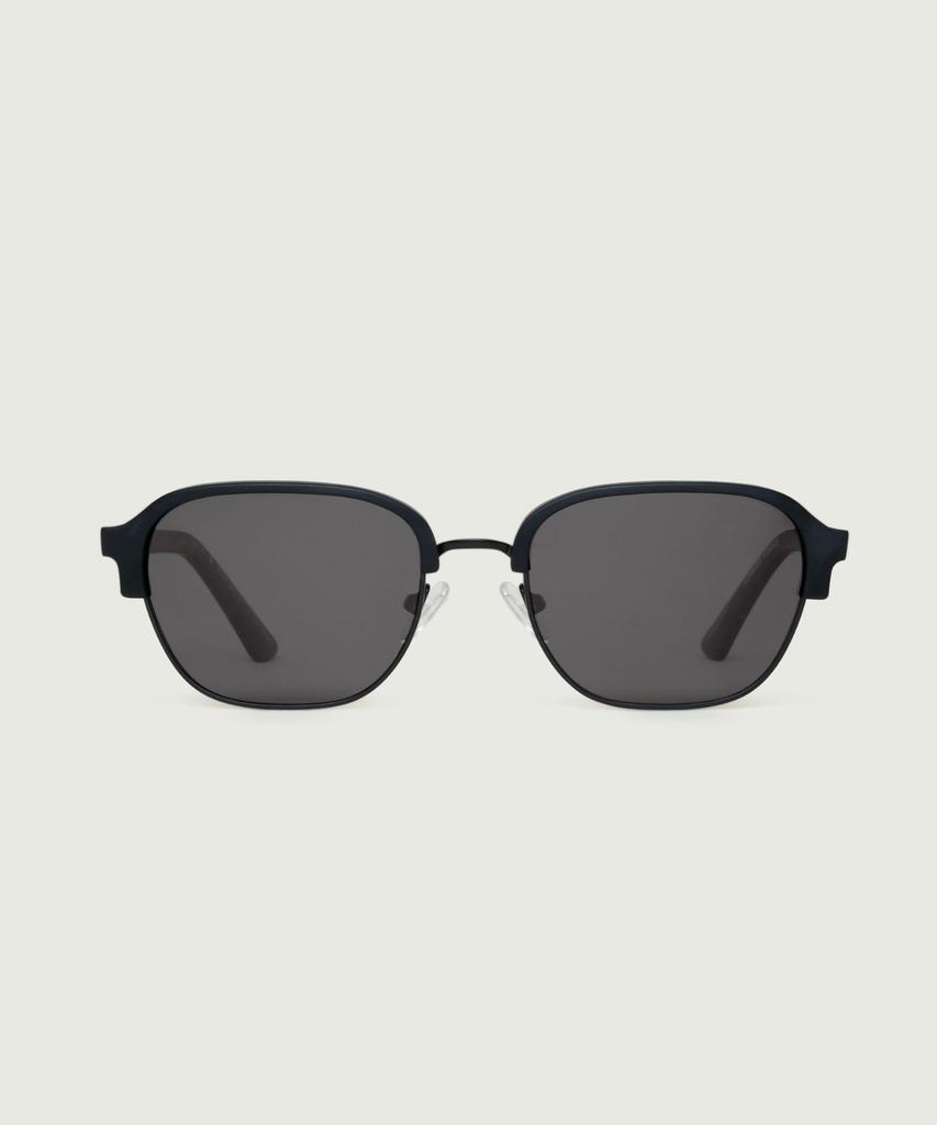 Sseoniseuseutyudio Luca Charcoal Midnight