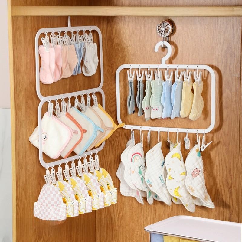 Modern Minimalist Plastic Baby Clothes Hanger With Clips For Home Wardrobe Storage