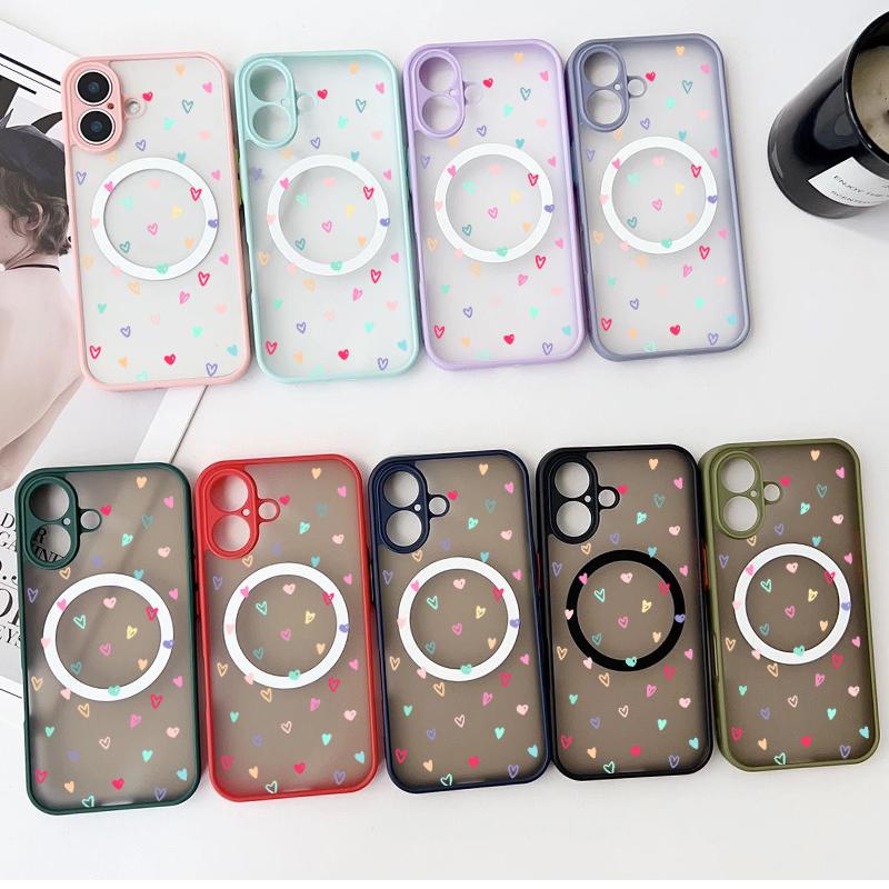 

Прозрачный матовый магнитный чехол с узором «Любовные сердца» для iPhone 16 Pro Max 15 Plus 14 Pro 13 12 11 8 7, защита линз, противоударный чехол Magsafe iPhone 16 чёрный