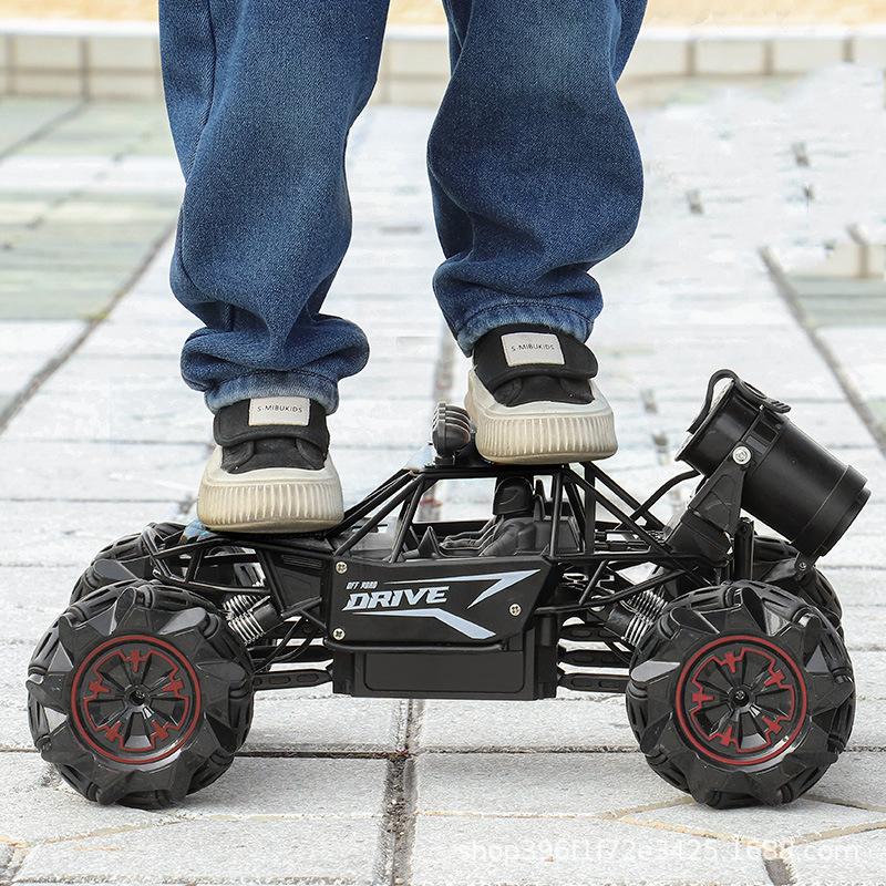 4/6Wdrc Car With Led Lights 2.4G Cross-Country Climbing Spray Racing Car Remote Control Electric Car Fall Resistant Boy Toy Gift