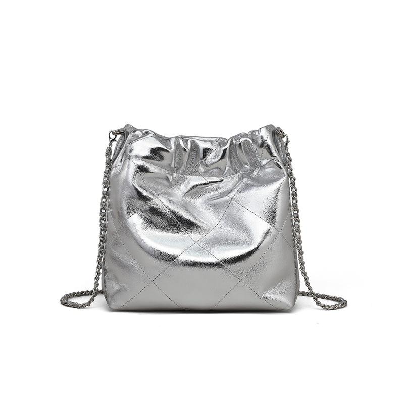 2025 New Autumn Winter Women's Crossbody Bag Genuine Leather Large Capacity Commuter Chain Bag