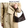 New Hand Woven Portable Lunch Box Bag for Women's Commuting and Leisure, Versatile Single Shoulder Crossbody Lunch Box Bag