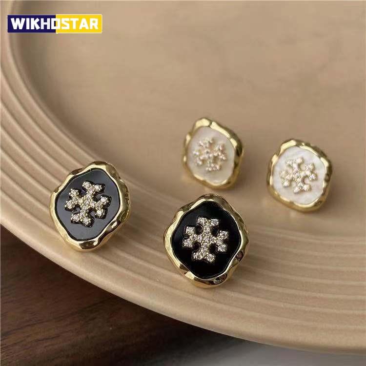 

New Simple Delicate Snowflake Stud Earrings For Women 925 Silver Needle Ear Piercing Body Jewelry Daily Wear Jewelry Girls Gift чорний