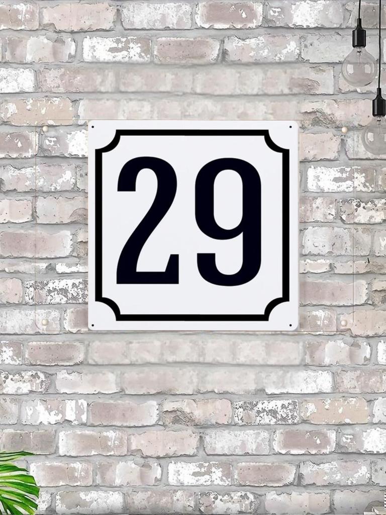 Classic Metal House Number 7 Sign 20x20 cm for Outdoor Door Plaque