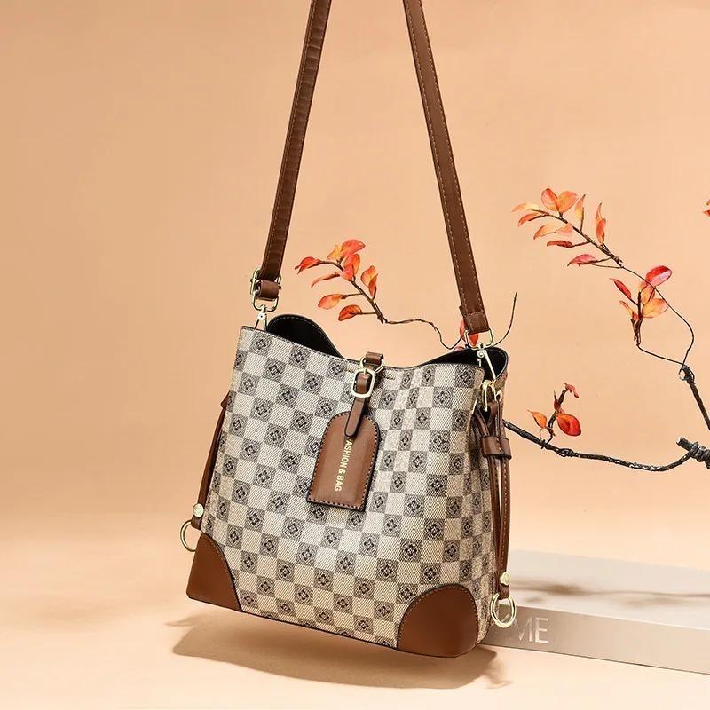 2023 Female Tote Bag Designers Luxury Handbags Printed Bucket Simple Women Bag Famous Brand Shoulder Bag Ladies Bolsos