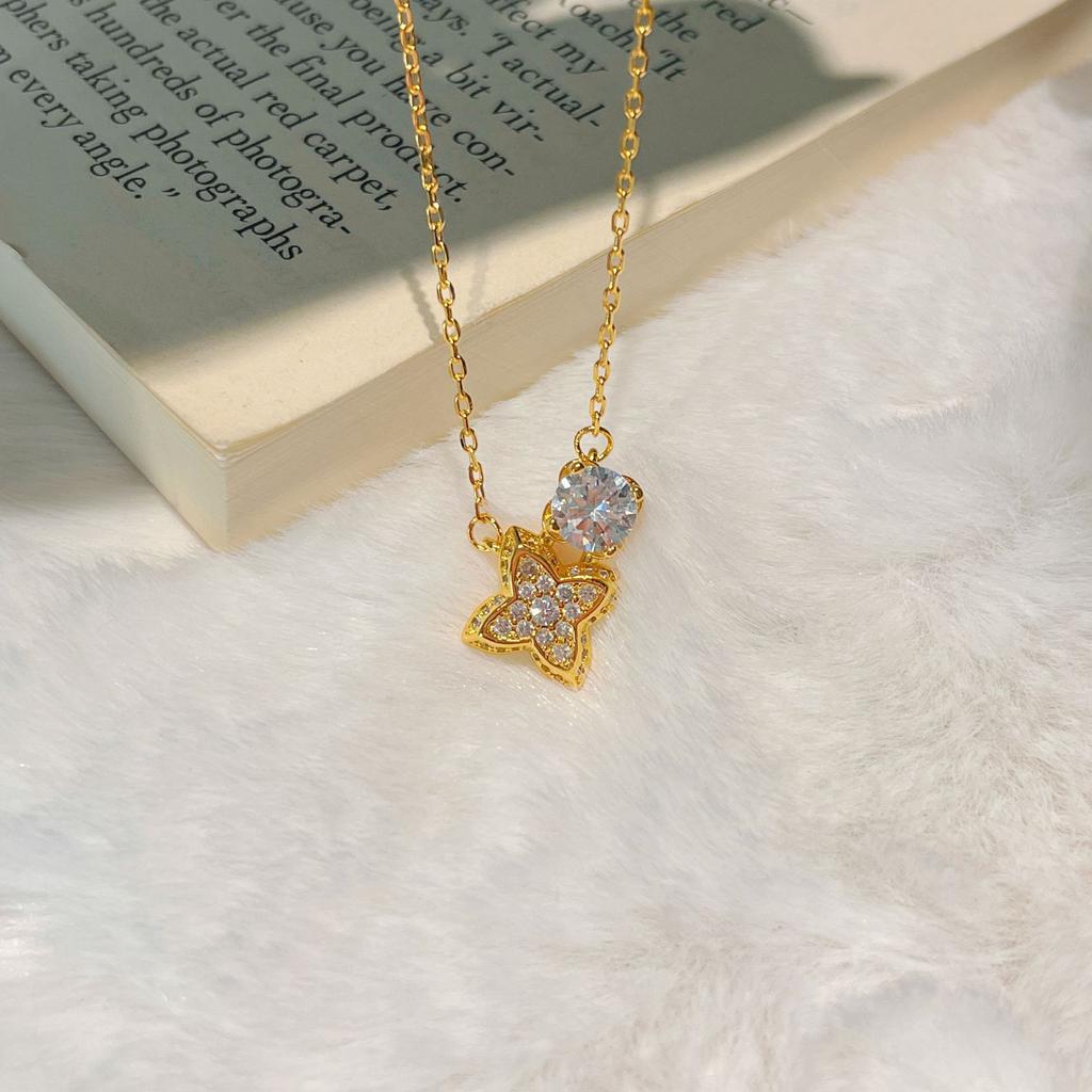 Premium Sense Full Diamond Presbyopia Tetragonal Star Pendant Collarbone Chain Light Luxury Design Sense Simple Zircon Necklace