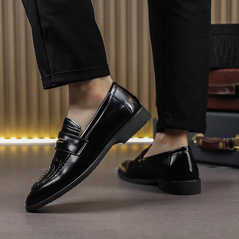 Leather Casual Shoes Men Loafers Luxury Design Slip On Male Dress Shoes Leisure Style Big Size Good Wear-resistant Sole