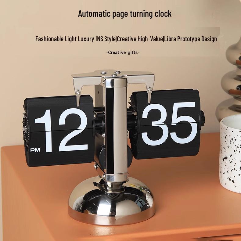 MiaoKe Retro Automatic Walnut Flip Clock: Simple Desktop Decor