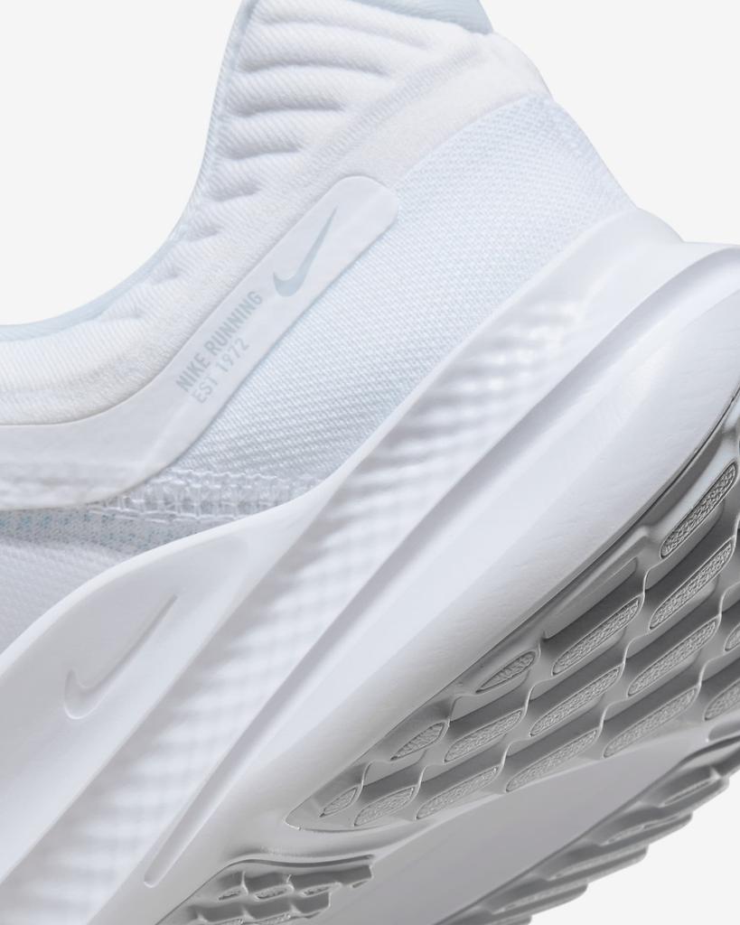 DD0204-100 Nike Quest 5 White White Pure Platinum (Men's)