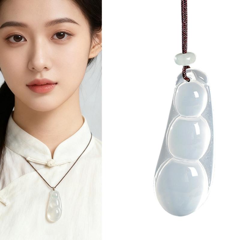 Handcrafted Natural Chalcedony Pendant Necklace Adjustable Natural Stone Clavicle Chain Accessory For Women