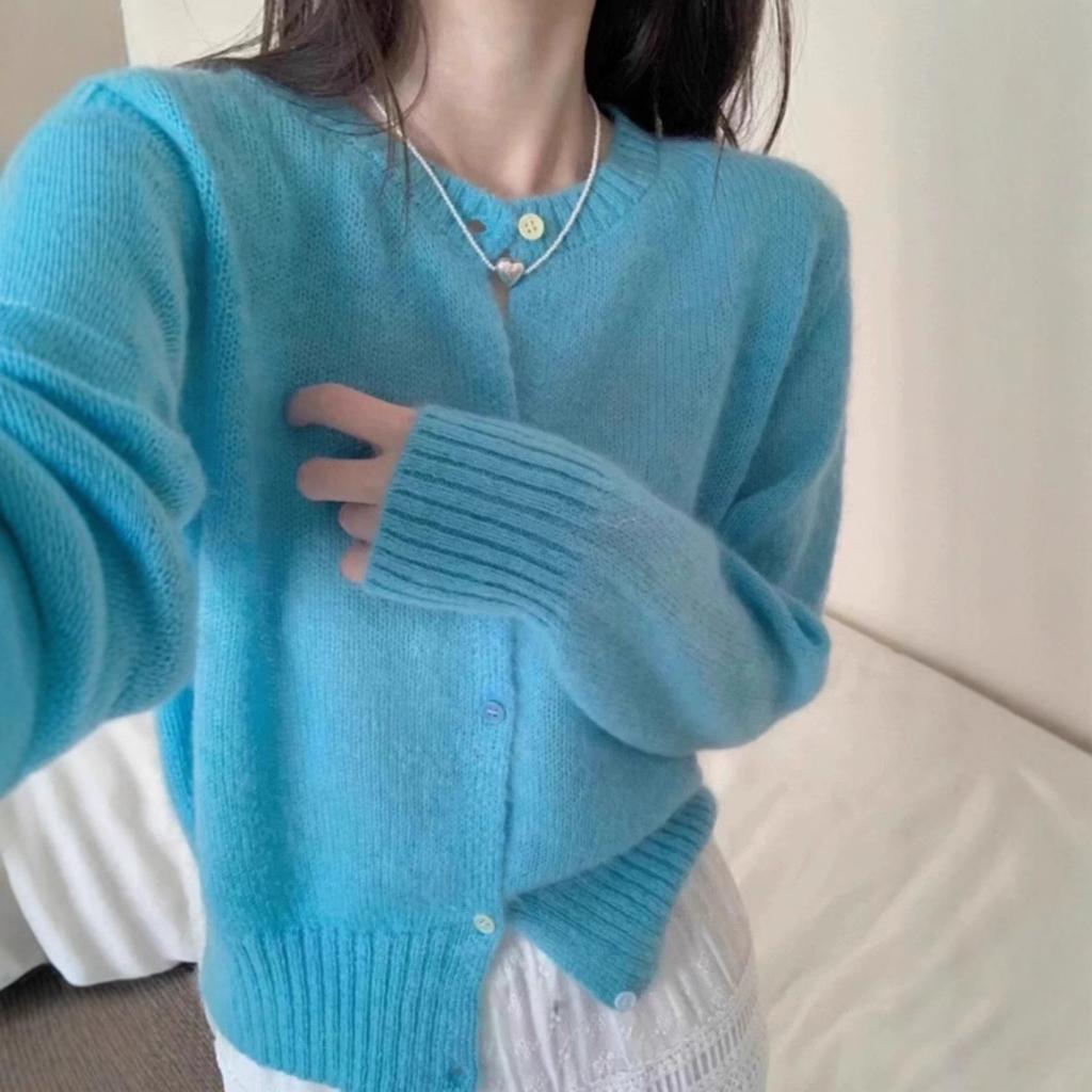 Wool Cardigan, Round-neck Long-sleeve Sweater, Anti-loose-stitch Knitted Coat, New Autumn-winter Style, Versatile for All Occasions.