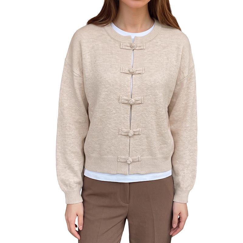 2026 Autumn/Winter Loose Pipa Button Long Sleeve Sweater with European-American Style