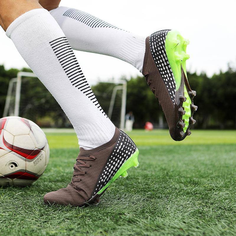 New Men Football Boots Sport Outdoor Grass Adult Sneakers Soccer Shoes Ultralight Futsal Non-Slip FG Comfortable Cleats Match