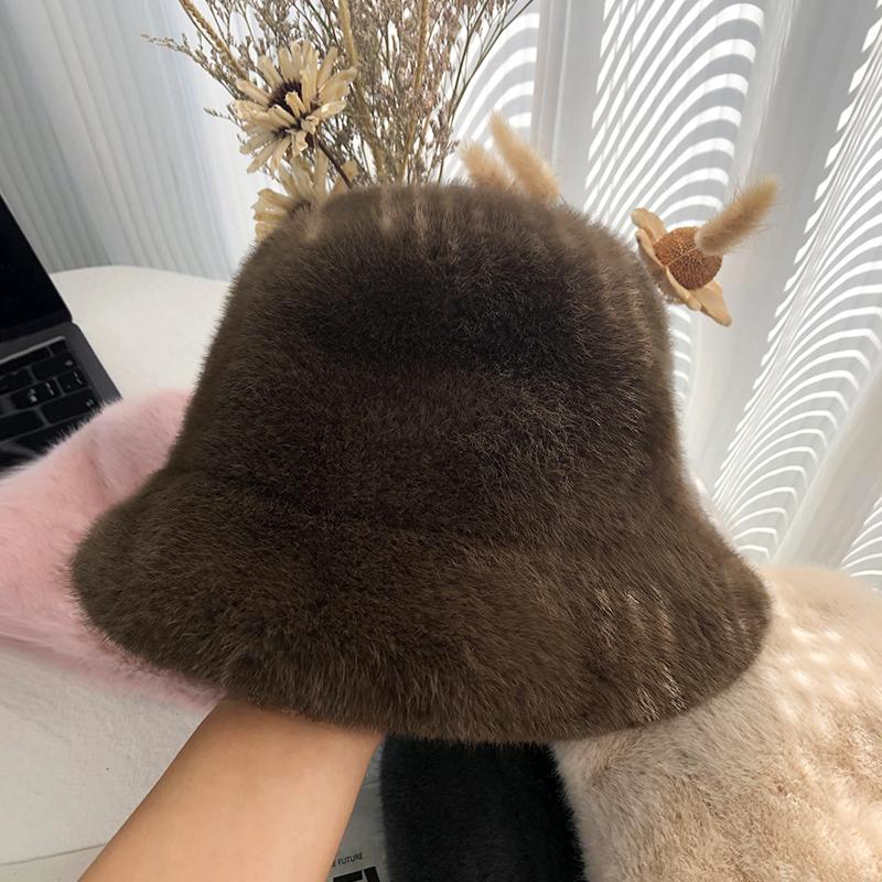 

White Plush Hat, New Autumn And Winter Plush Fisherman Hat, Big Head, Warm Face, Small Ear Protector, Basin Hat A коричневий