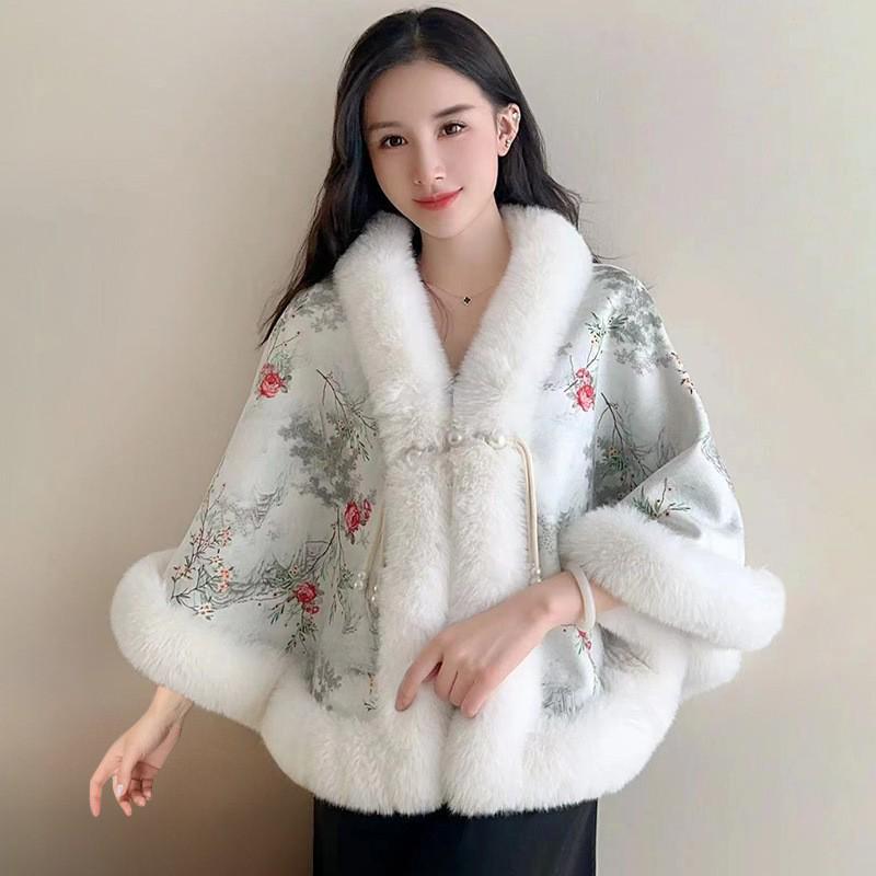 931# Women's Versatile Cheongsam Cloak: Fleece-Lined, Faux Otter Fur Collar Shawl, Thickened for Warmth