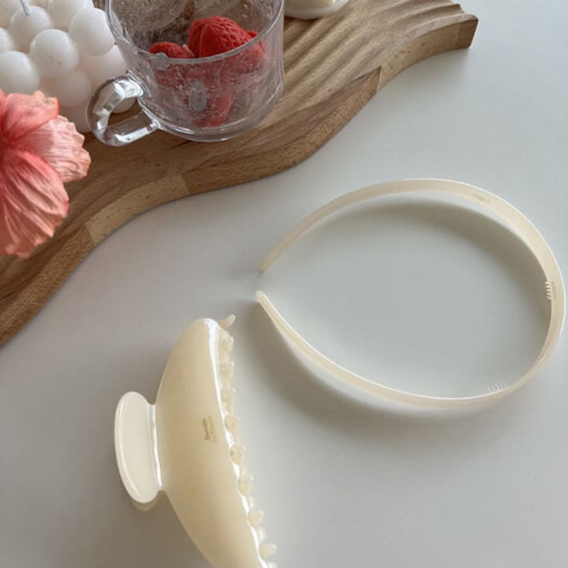 

mosxe Milk hair-clip Ivory