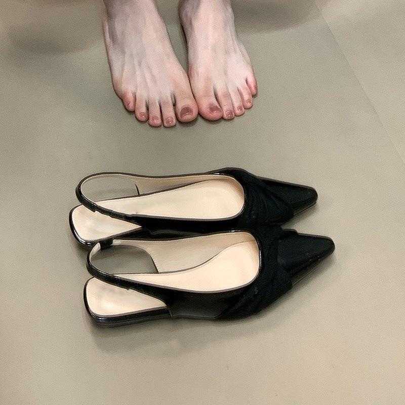 

Elegant solid color pointed head with skirt bag head sandals women s new celebrity temperament back strap single shoes 39