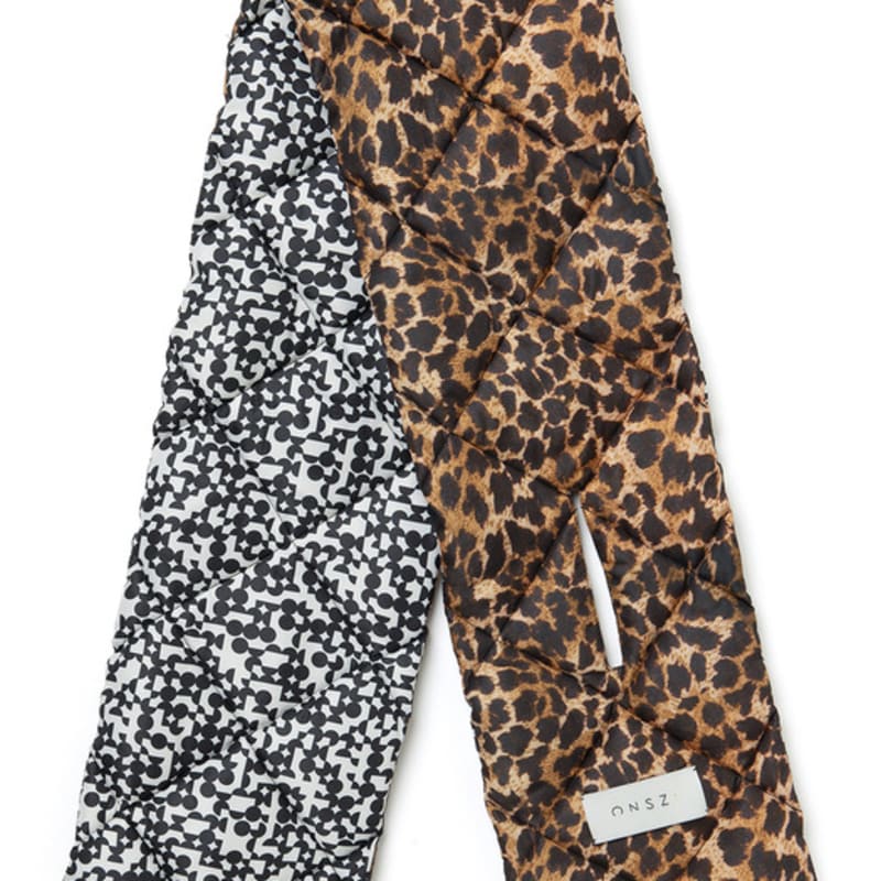 ONSZ Modern Leopard Double-Sided Padded Muffler