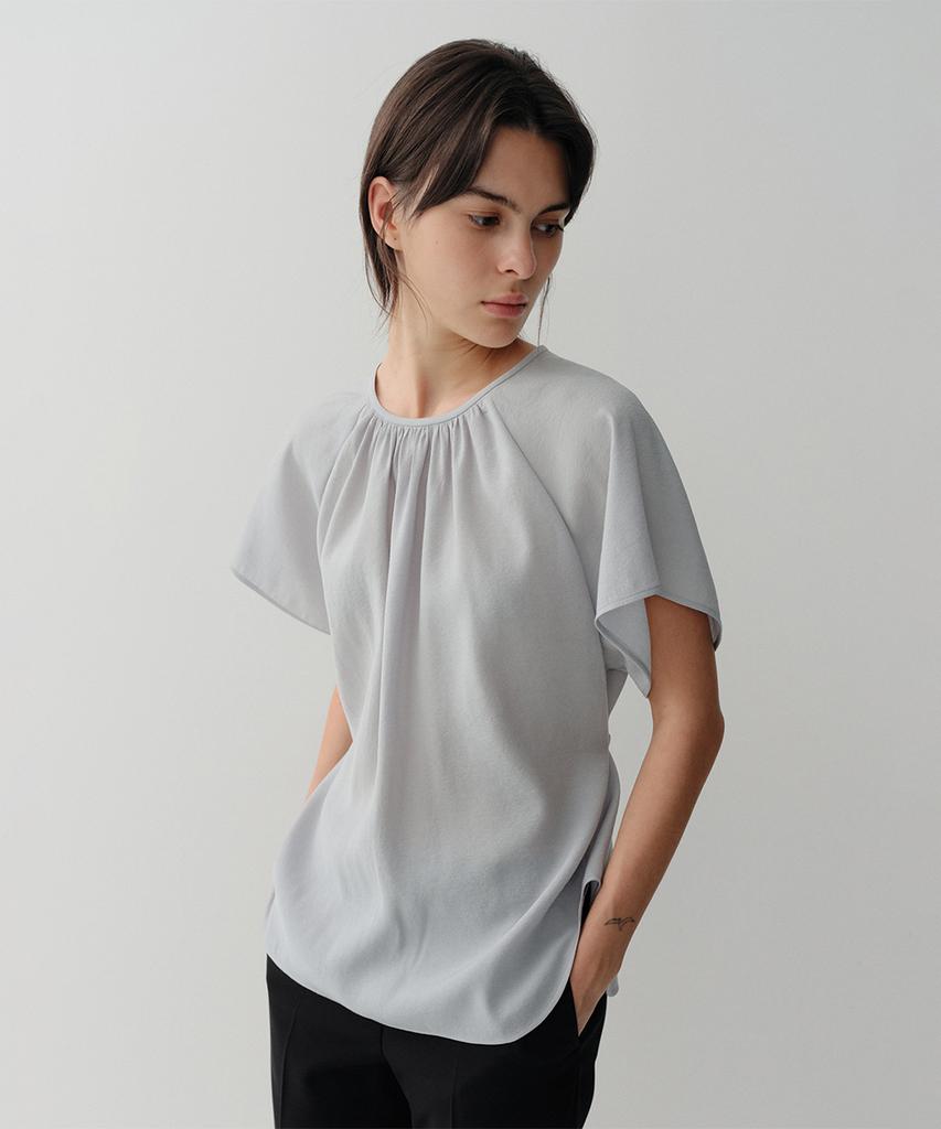 Ia Greta Shirring Blouse (Pale Blue)