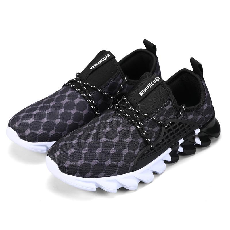 

2025 Новые Простые Модные Мужские Спортивные Кроссовки Универсальные Уличные Легкие Дышащие Кроссовки для Бега Повседневные Ретро Кроссовки для Ходьбы 39 чёрный