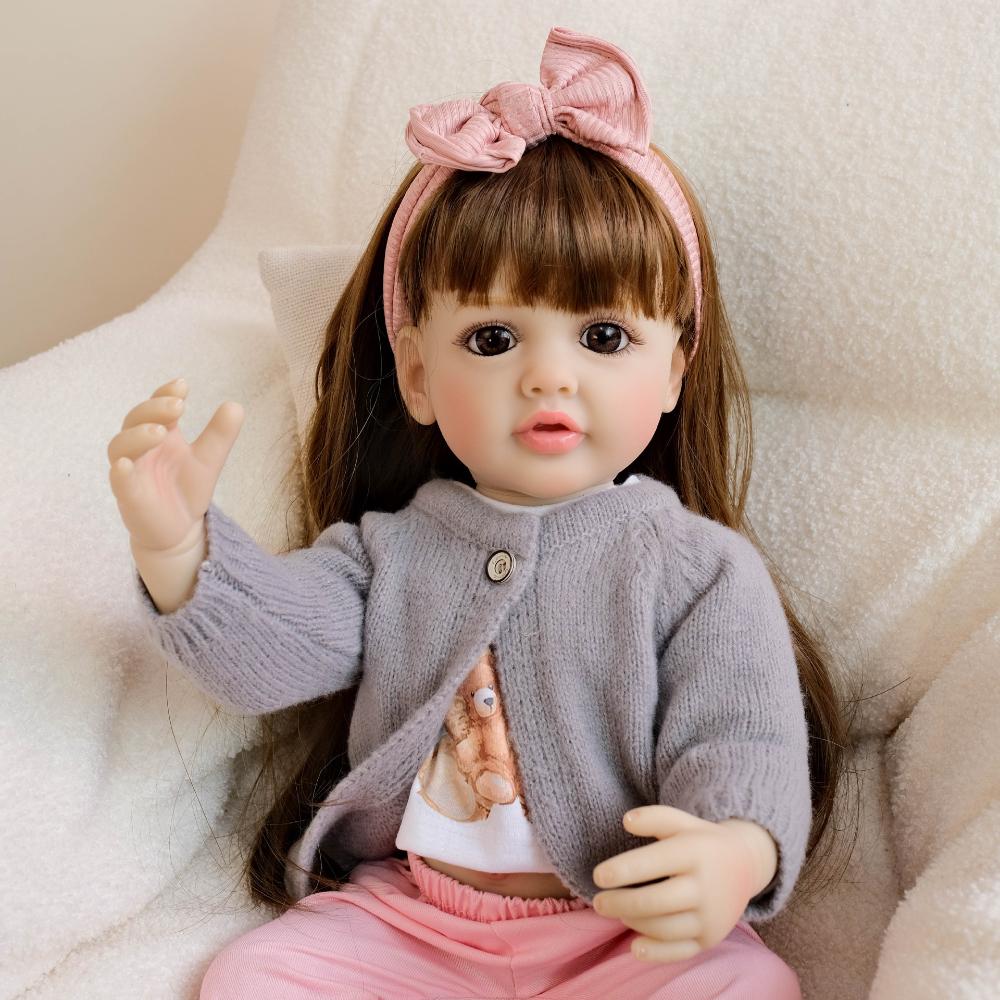 Popular 22 Inch Reborn Babies Dolls Betty 55cm Full Vinyl Body Beautiful Baby Girl Dolls Wear Gray Cardigan Suits Lifelike Simulation Dolls for Kids