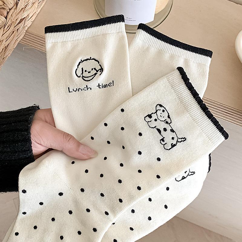 Ladies Summer Stripe Lovely Embroidery Deodorant Sweat Absorber Boneless Breathable Mid Tube Cotton Socks