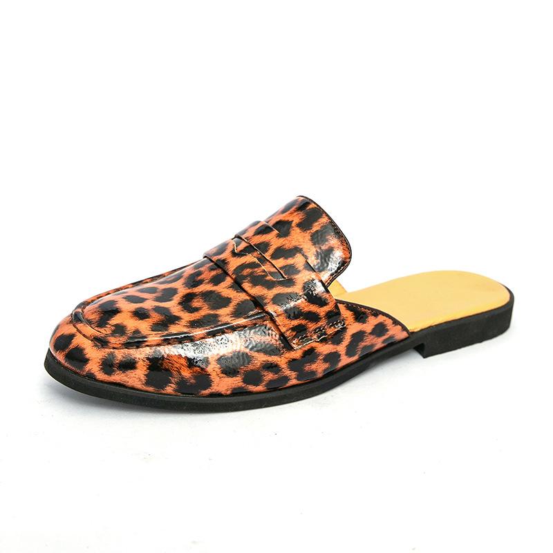

One-pedal lazy shoes large size summer half-drag leather shoes men s 46 trendy leopard print bag head drag heel-free slippers 46 коричневий