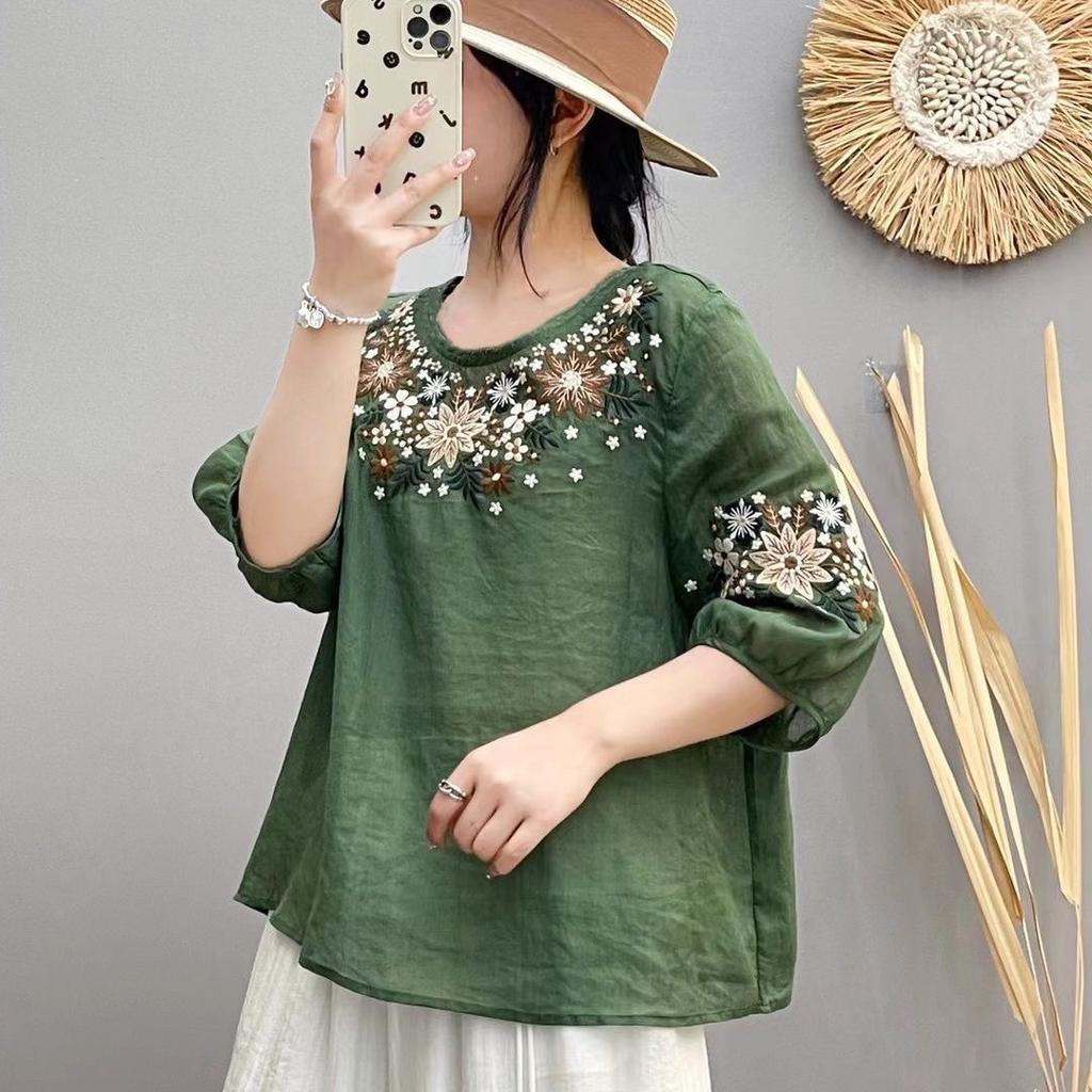 Women's Summer Short Sleeve T-shirt Loose Slimming Casual Half Sleeve Thin Embroidered Floral Top