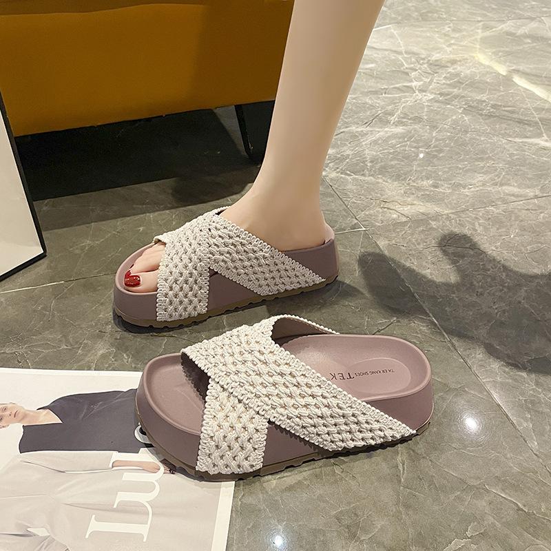 Slippers Women's 2025 New Outer Wear Summer Thick-soled Retro Woven with Cool Slippers Women's Straw-woven Boken Shoes