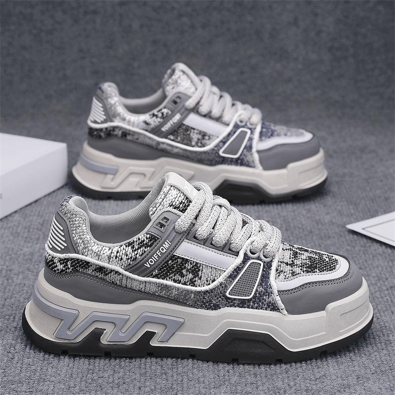 Light luxury autumn men's thick-soled heightening sports shoes student versatile casual niche men's shoes live broadcast low-top skateboard shoes