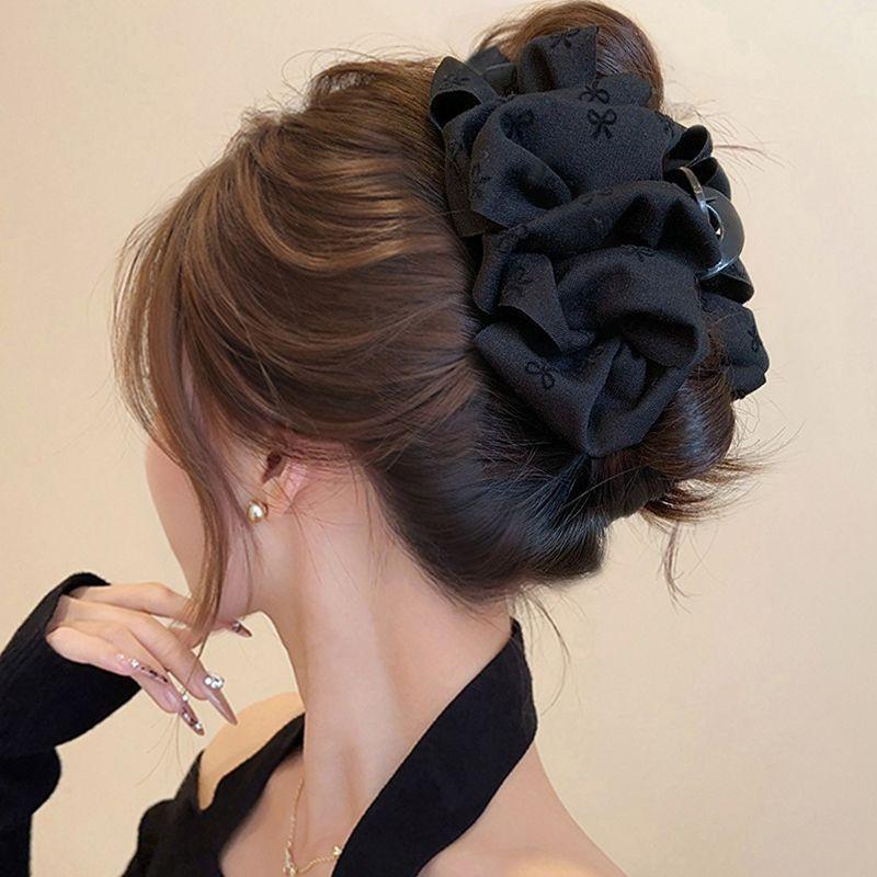 Elegant Large Hair Claw Clip for Thick Hair - High-End Korean Updo Shark Clip