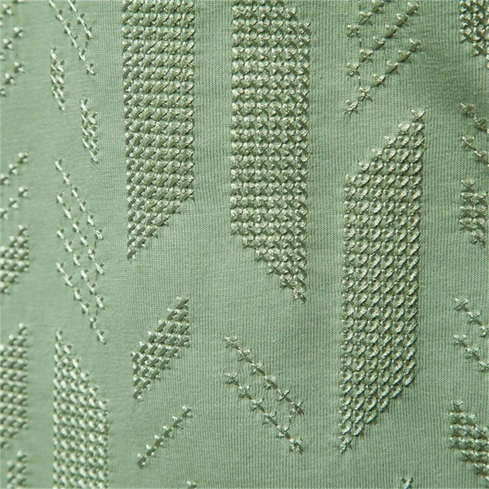 تي شيرت رجالي صيفي رائع من مزيج القطن بأكمام قصيرة مطرز بجودة عالية من العلامة التجارية