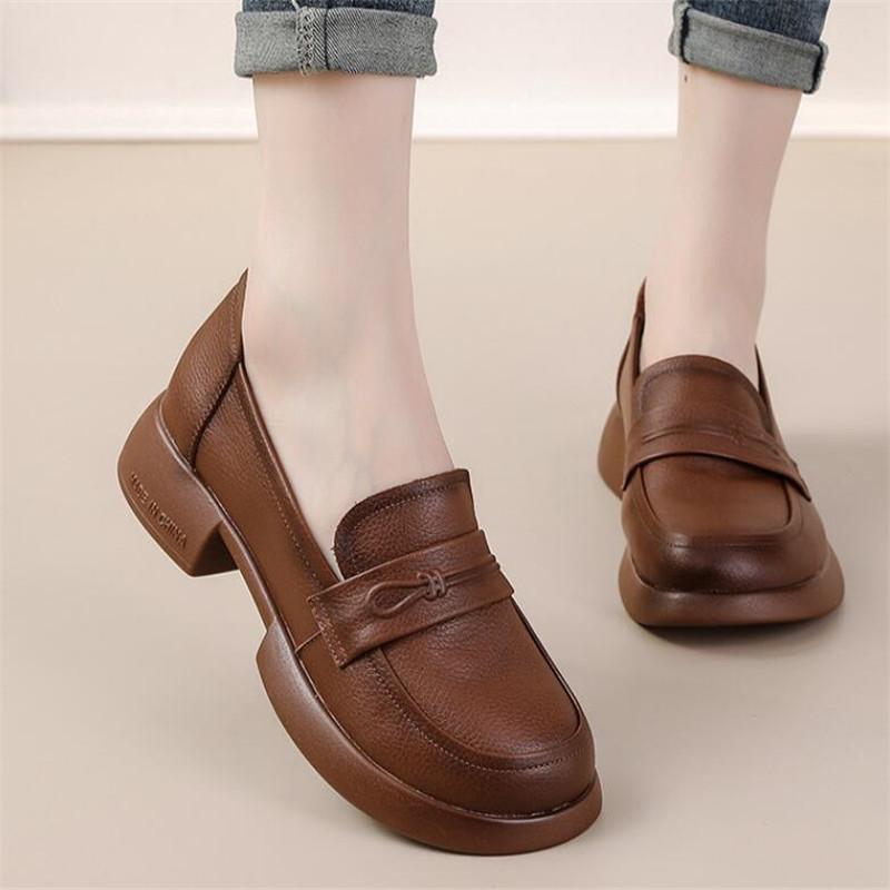 Fashion Cowhide Women Shoes Fashion Mid Heel Thick Soled Genuine Leather Retro Loafers Spring Autumn Flat Women Singles Shoes Mom Shoes